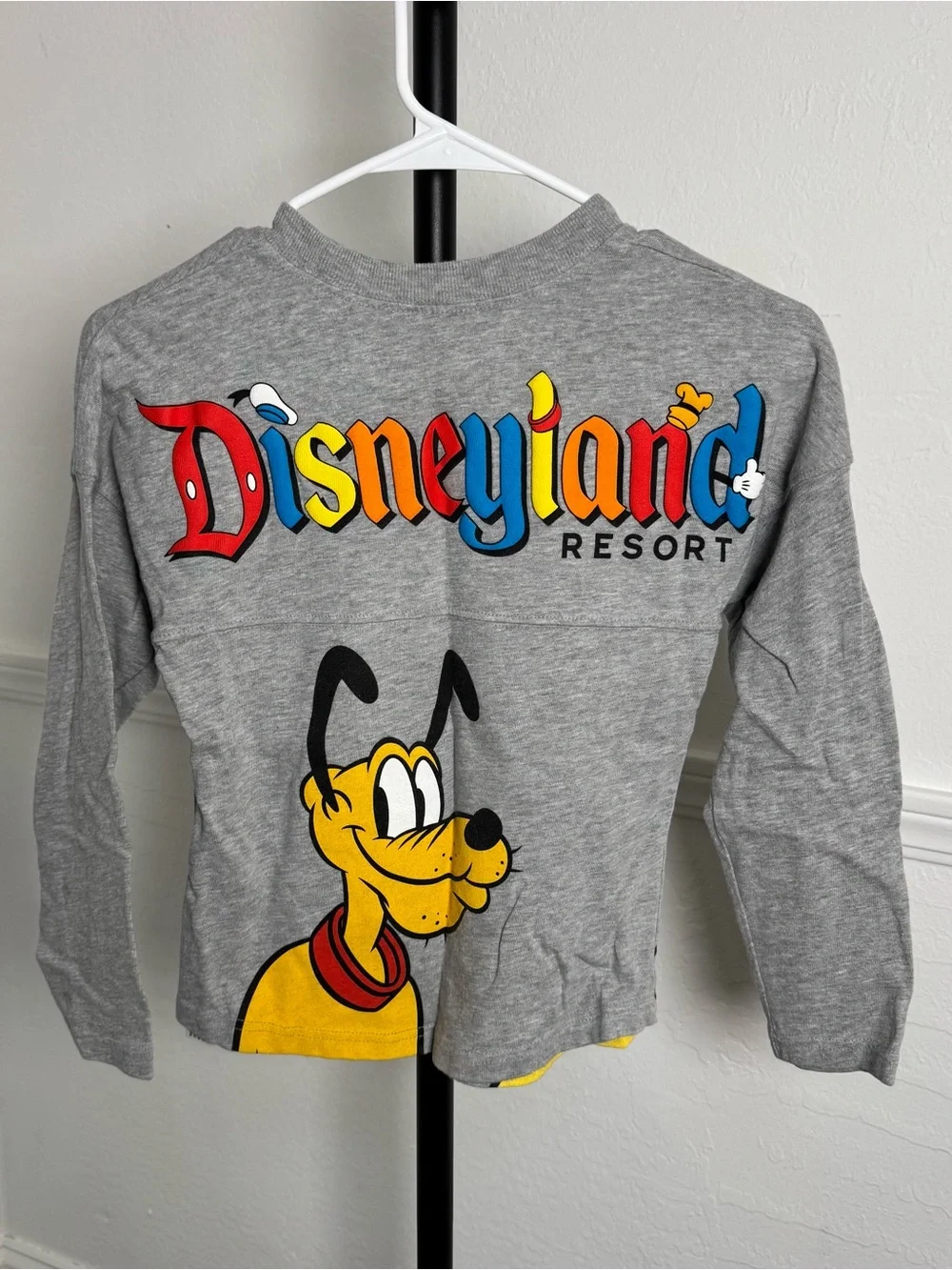 Kids Disneyland Disney Mickey Pluto Spirit Jersey gray small 5/6 - Picture 3 of 5